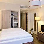 Bob W Centre Apartmanhotel 4*